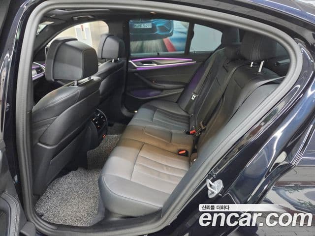 BMW 5 Series 2023 — ფოტო 11/20
