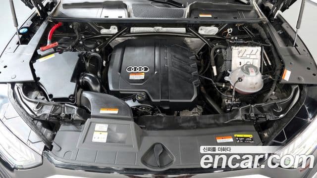 Audi Q5 2023 — ფოტო 6/20