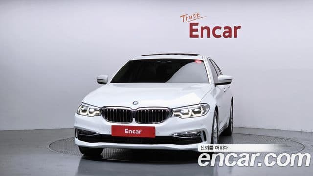 BMW 5 Series 2018 — Фото 3/20