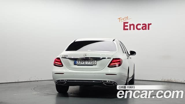 Mercedes-Benz E-Class 2019 — Şəkil 4/20