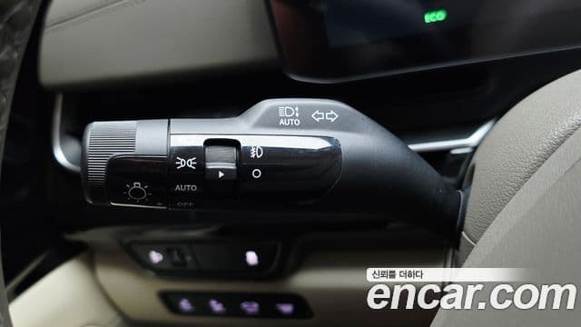 Kia Carnival 2025 — Photo 36/39