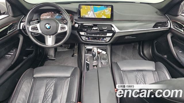 BMW 5 Series 2020 — фото 7 из 20