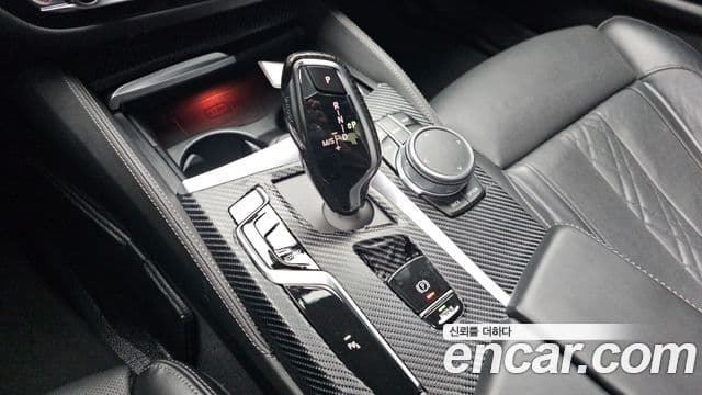 BMW 5 Series 2020 — фото 9 из 20