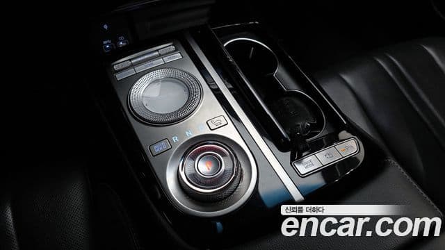 Genesis Electrified G80 2020 — фото 9 из 20