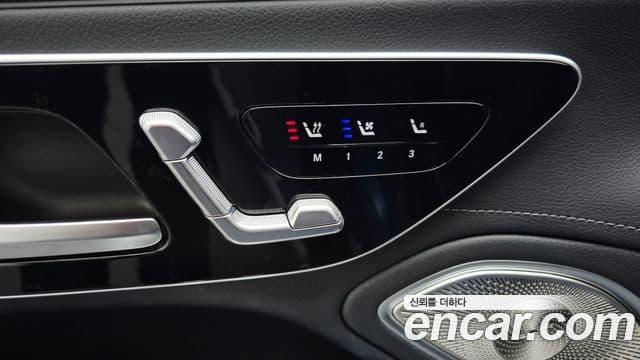 Mercedes-Benz EQS 2022 — ფოტო 19/35