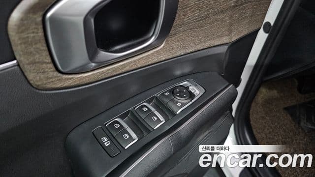 Kia Sorento 2022 — Фото 17/20