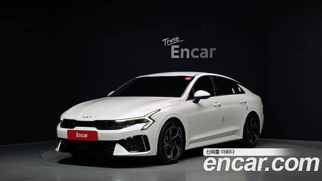 Kia K5, 2025