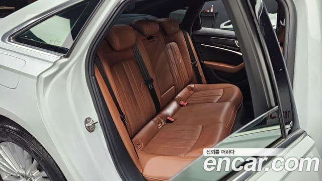 Audi A6 2020 — фото 11 из 20