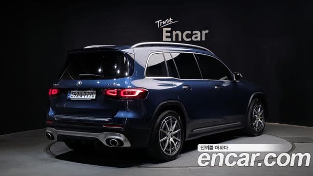 Mercedes-Benz GLB-Class 2021 — Фото 2/20