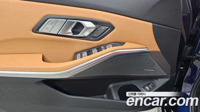 BMW 3 Series 2025 — ფოტო 18/20