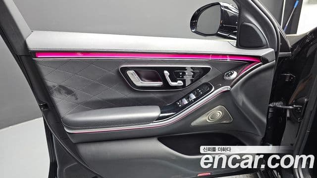 Mercedes-Benz S-Class 2021 — Photo 4/31