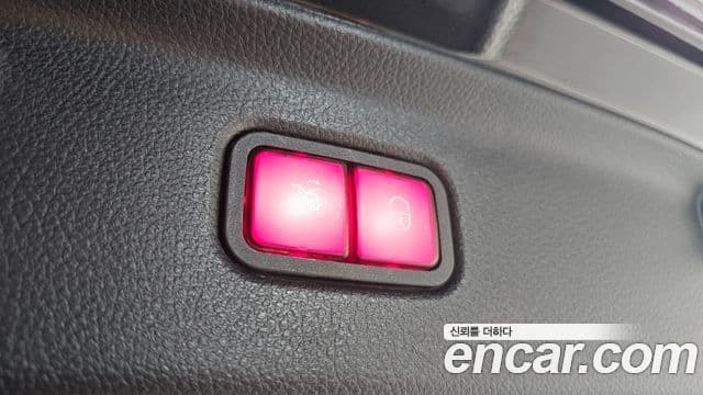 Mercedes-Benz S-Class 2021 — Photo 25/31