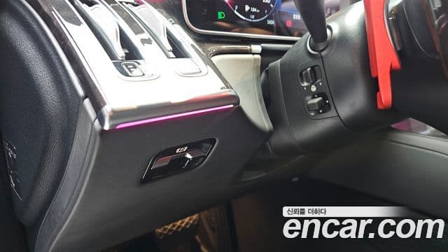 Mercedes-Benz S-Class 2021 — Photo 28/31