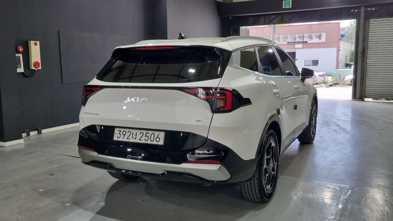 Kia Sportage 2026 — Фото 1/18