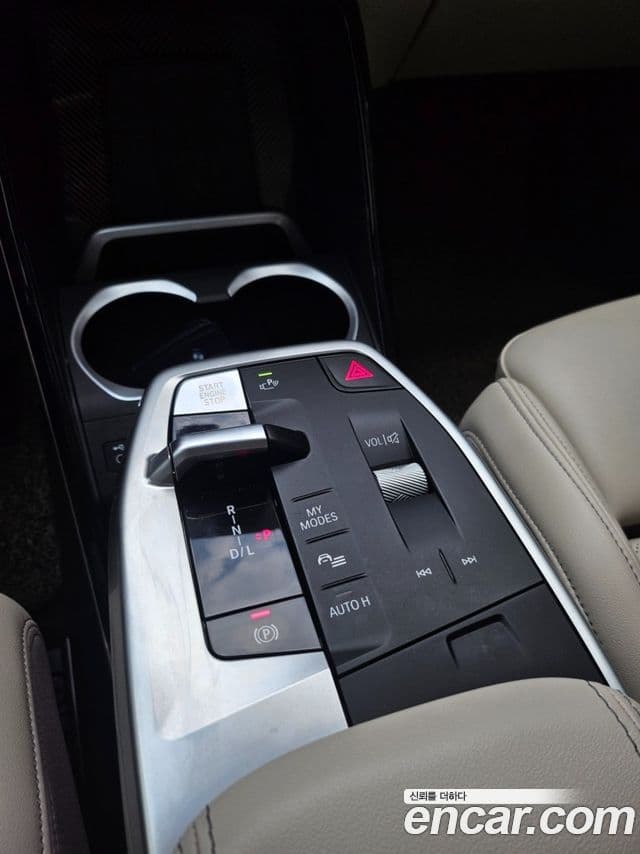 BMW X1 2023 — ფოტო 7/20