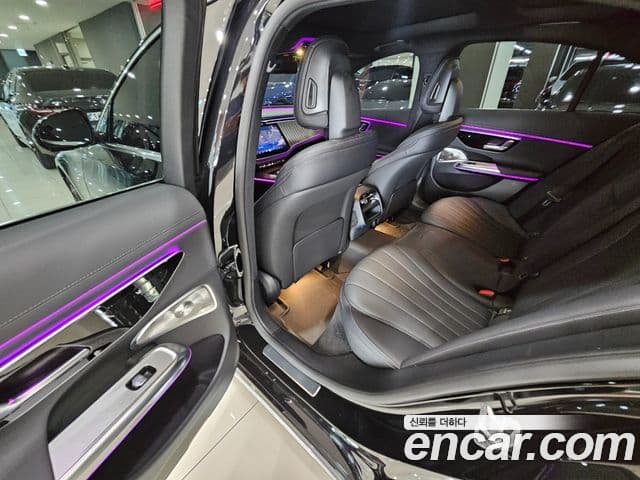 Mercedes-Benz E-Class 2025 — ფოტო 11/20