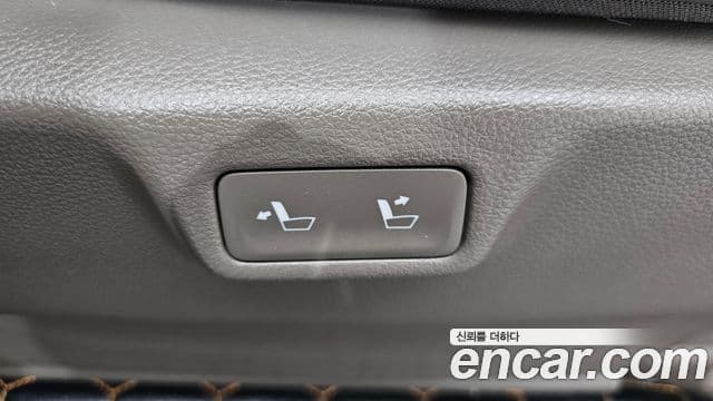 Kia Carnival 2021 — Şəkil 19/20