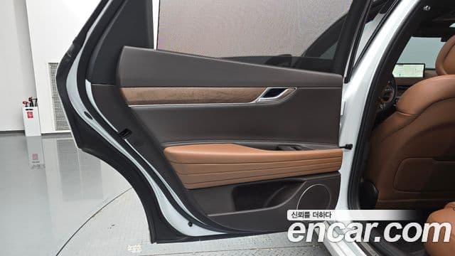 Genesis G80 2021 — Şəkil 31/33