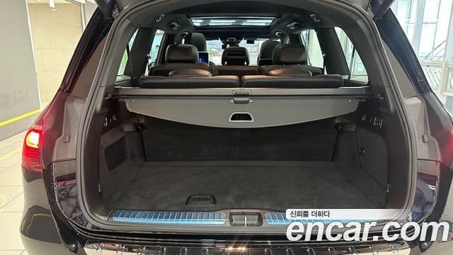 Mercedes-Benz GLS-Class 2025 — Photo 10/19