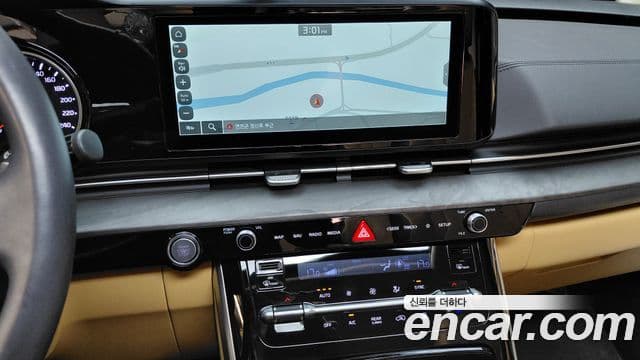 Kia Carnival 2023 — Фото 13/20