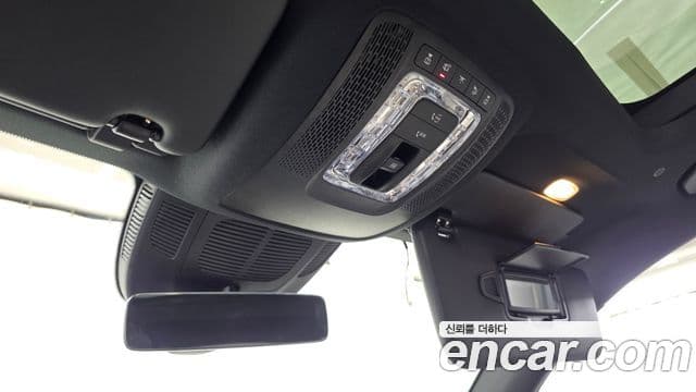 Mercedes-Benz GLS-Class 2026 — Photo 6/34