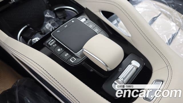 Mercedes-Benz GLS-Class 2026 — Photo 8/34