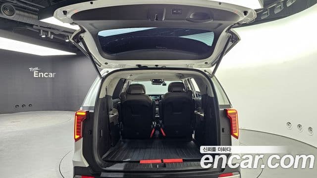Kia Carnival 2024 — ფოტო 20/20