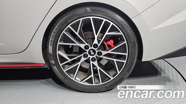 Hyundai The New Avante Hybrid 2022 — Photo 19/33