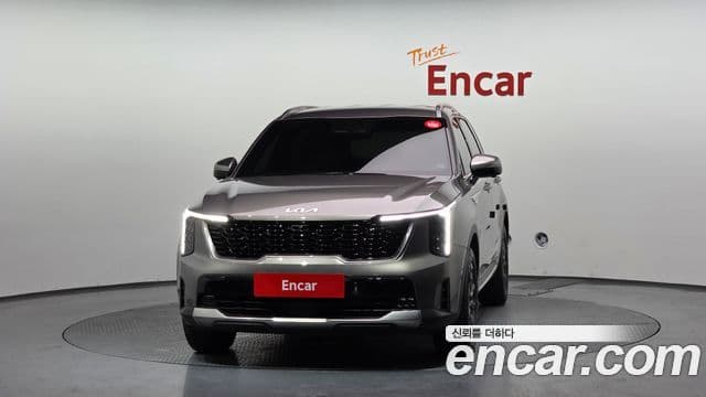 Kia Sorento 2023 — ფოტო 3/20