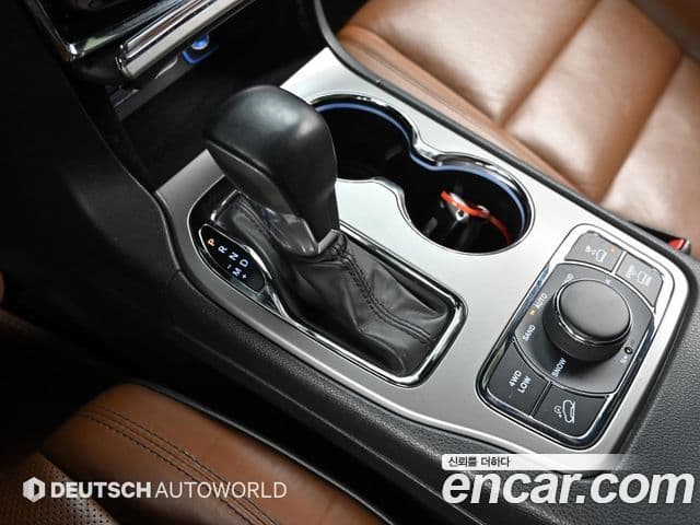 Jeep Grand Cherokee 2020 — Şəkil 8/20