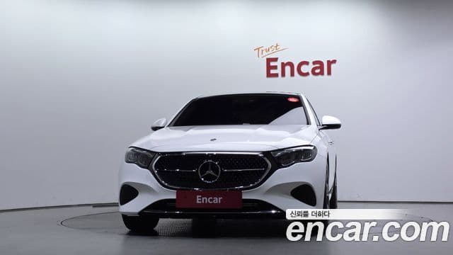 Mercedes-Benz E-Class 2025 — Фото 3/20