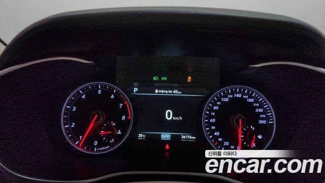 Genesis G70 2019 — Şəkil 16/36