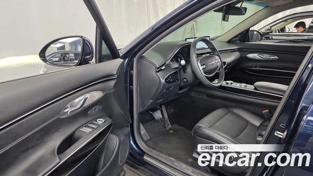 Genesis GV70 2022 — ფოტო 10/20