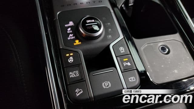 Kia Sorento 2024 — Фото 12/20