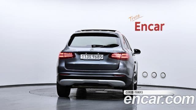 Mercedes-Benz GLC-Class 2018 — ფოტო 4/20