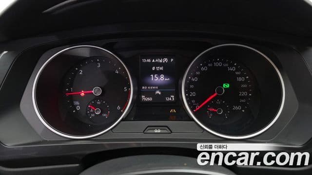 Volkswagen Tiguan 2020 — Şəkil 8/20