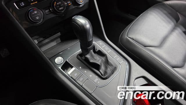 Volkswagen Tiguan 2020 — Şəkil 9/20