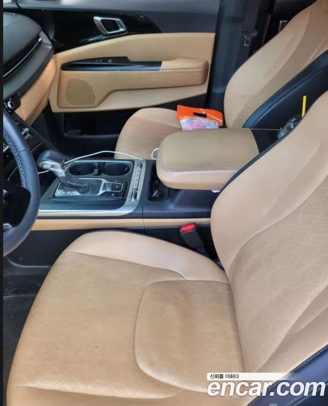 Kia Carnival 2022 — Şəkil 10/14