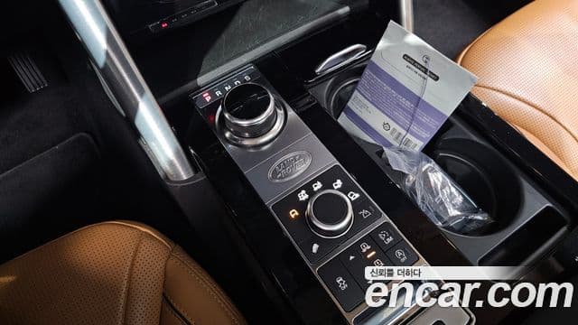 Land Rover Discovery 5 2018 — ფოტო 9/20