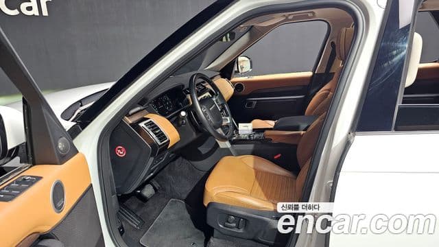 Land Rover Discovery 5 2018 — ფოტო 10/20