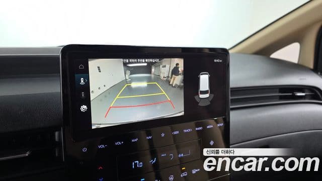 Hyundai Staria 2023 — Фото 14/20