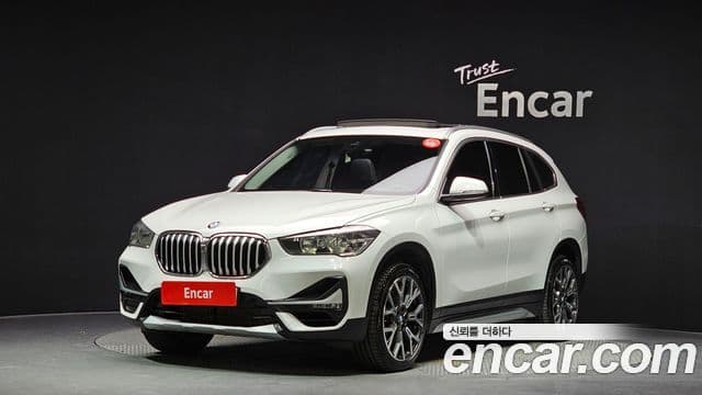 BMW X1 2022 — Şəkil 1/20