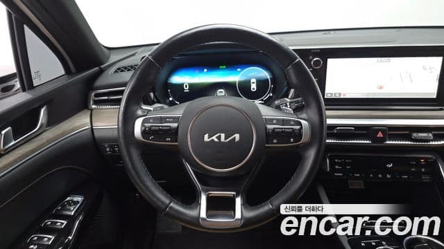 Kia K5 2022 — Şəkil 13/20