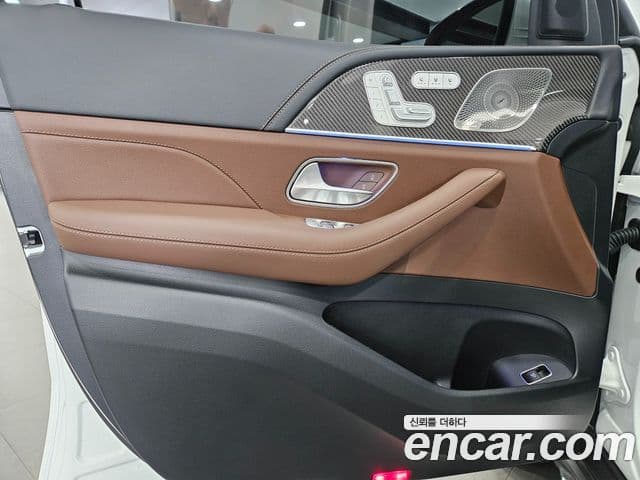 Mercedes-Benz GLE-Class 2025 — Şəkil 10/16