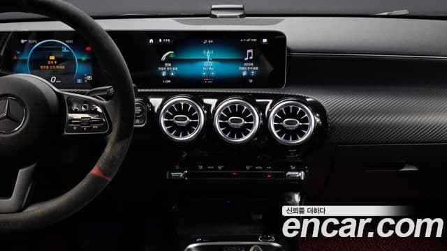 Mercedes-Benz A-Class 2020 — Şəkil 12/20