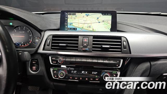 BMW 3 Series 2018 — Şəkil 14/20