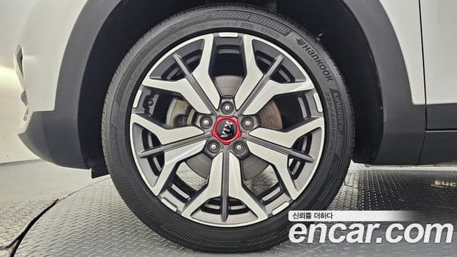 Kia Seltos 2020 — фото 5 из 20