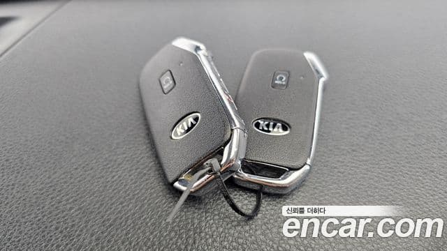 Kia Seltos 2020 — Şəkil 16/20
