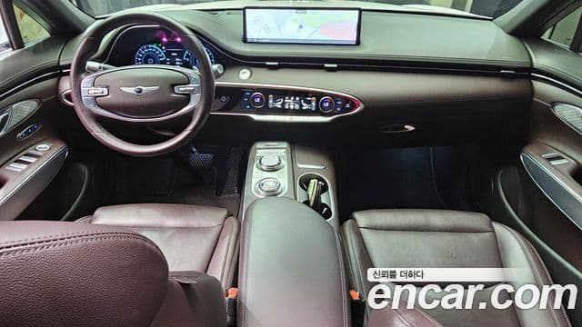 Genesis GV70 2022 — фото 7 из 20