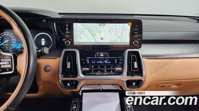 Kia Sorento 2023 — Şəkil 13/20